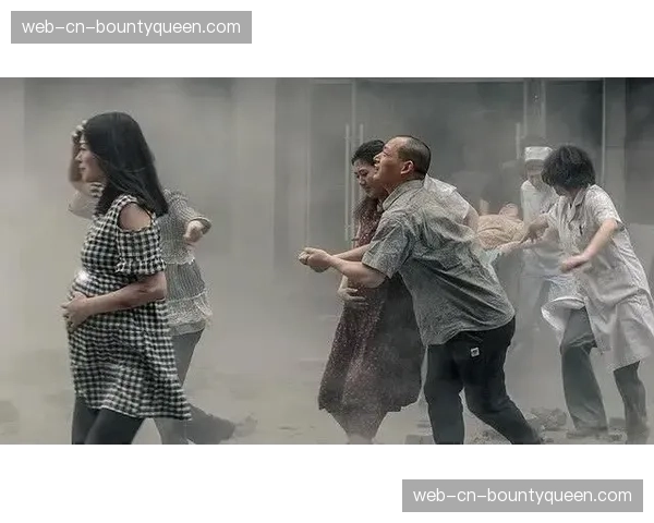 场下视角:转播导演如何捕捉并回放关键转换瞬间